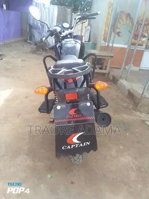 Nouveau Autre 2024 Noir