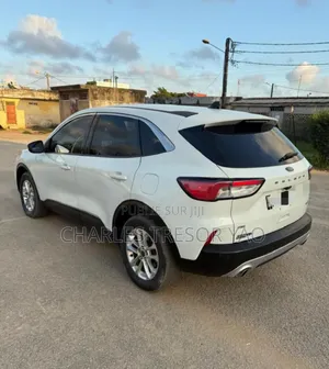 Ford Escape S 2021 Blanc