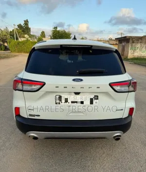 Ford Escape S 2021 Blanc