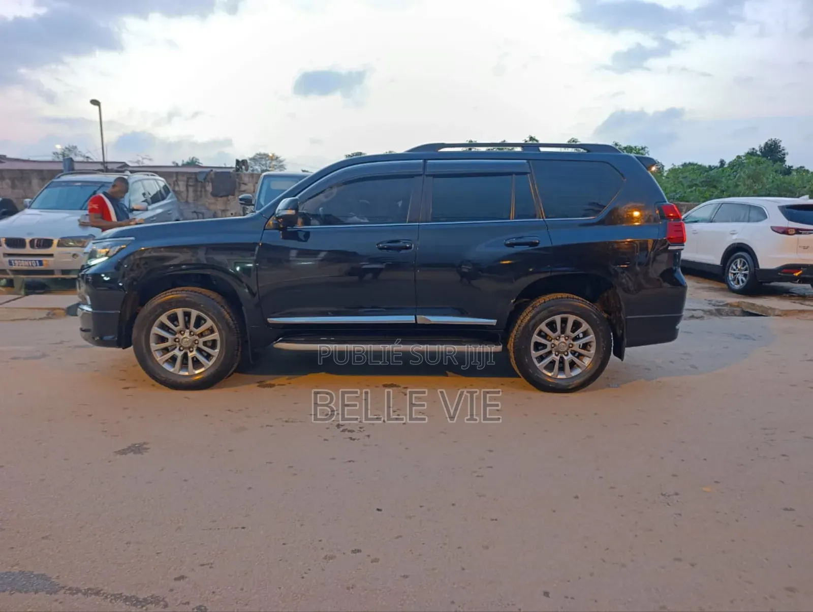 Toyota Land Cruiser 2022 Noir