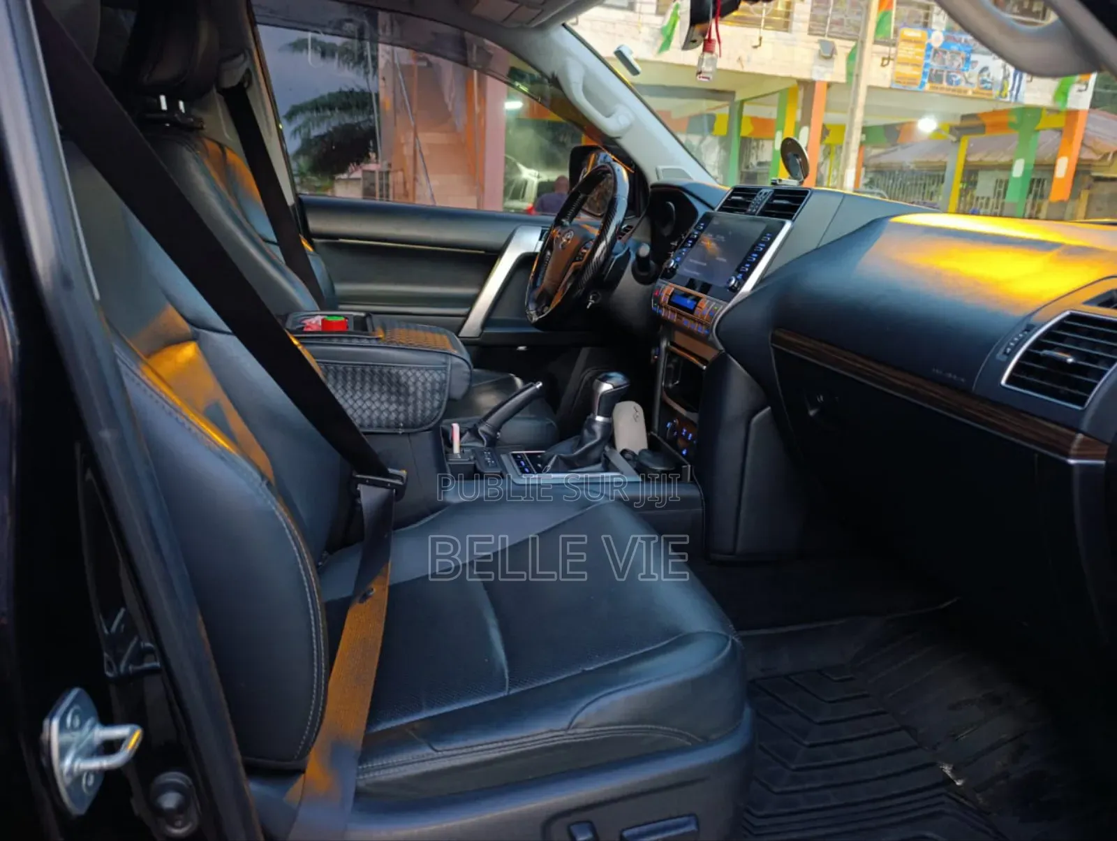 Toyota Land Cruiser 2022 Noir