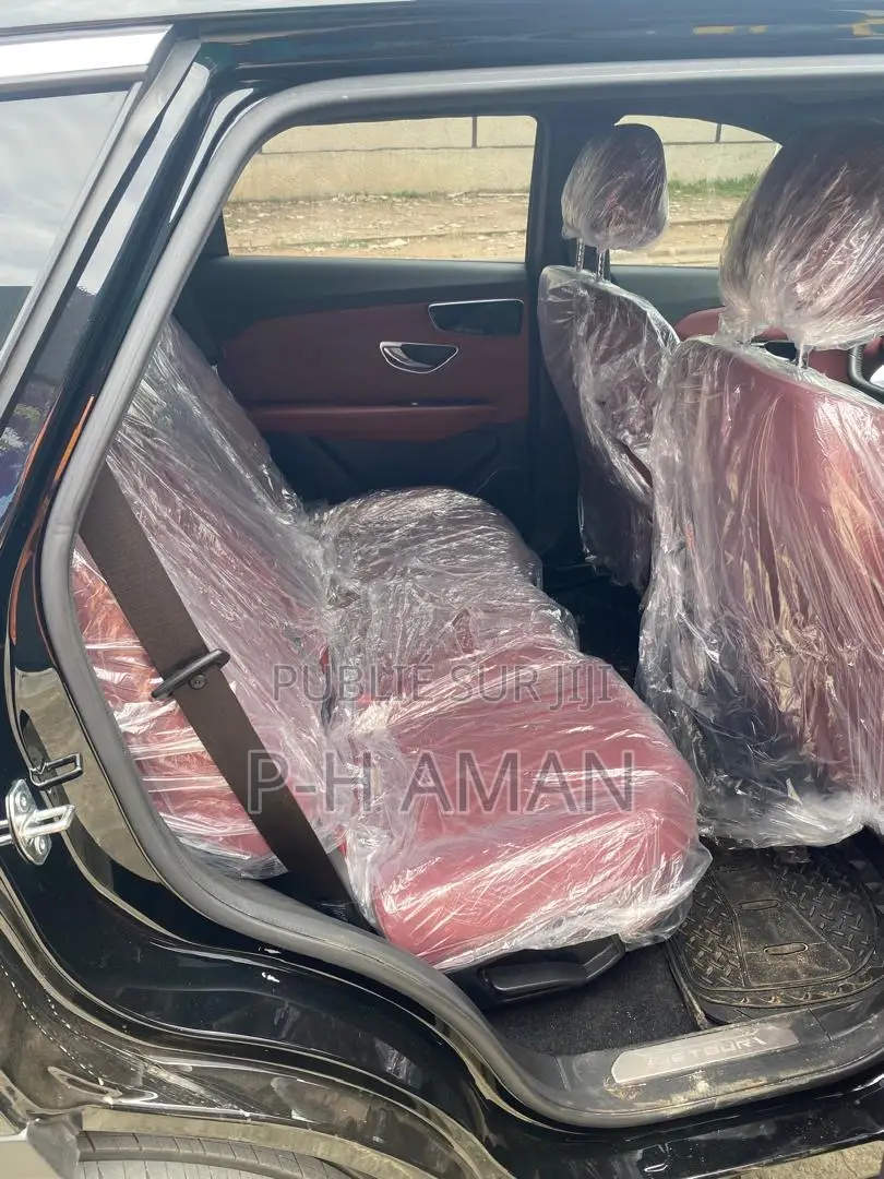 Nouveau Jetour X70 Plus 2025 Noir