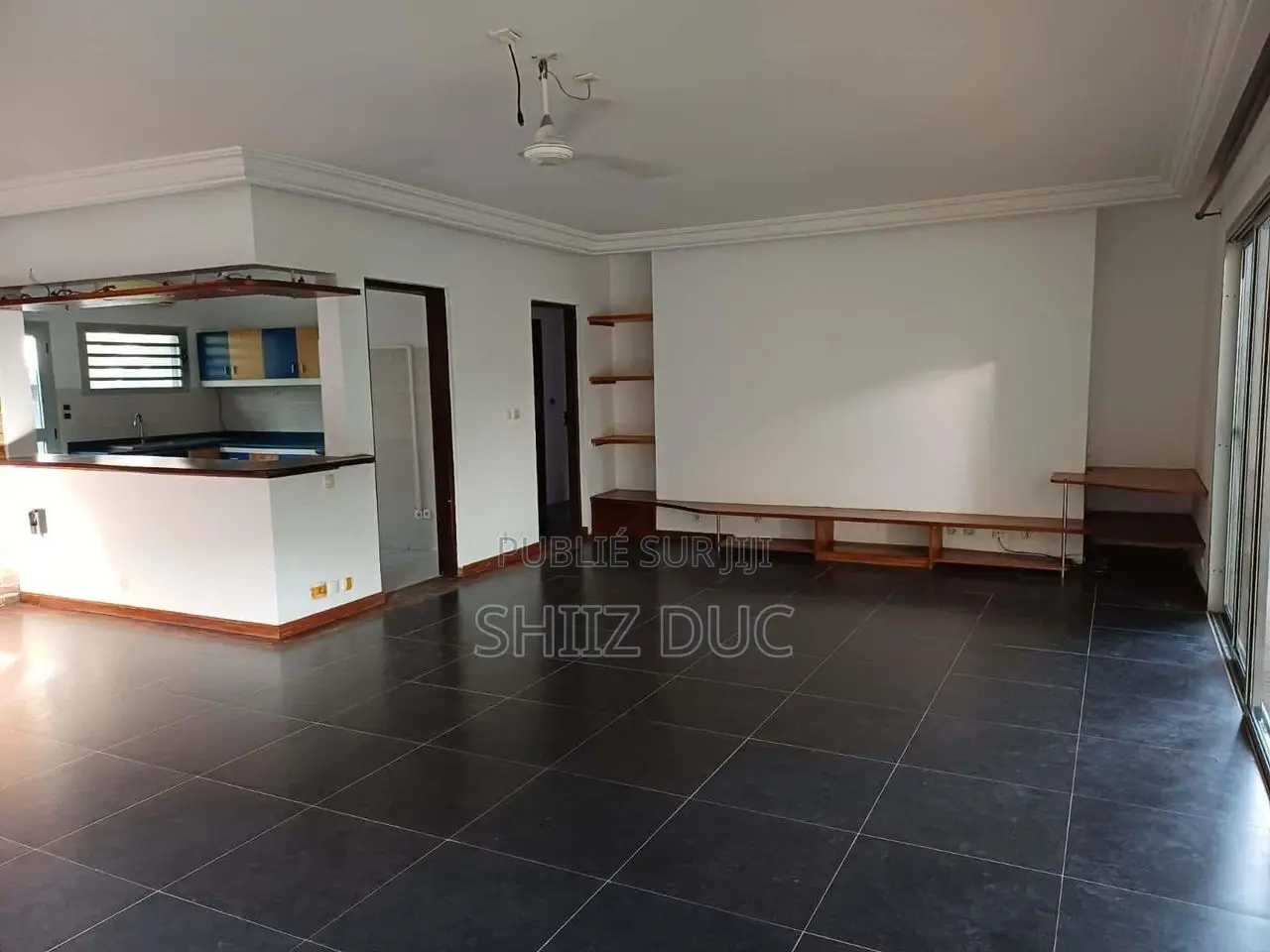 6chbre Villa dans Mohamed, Cocody à Louer