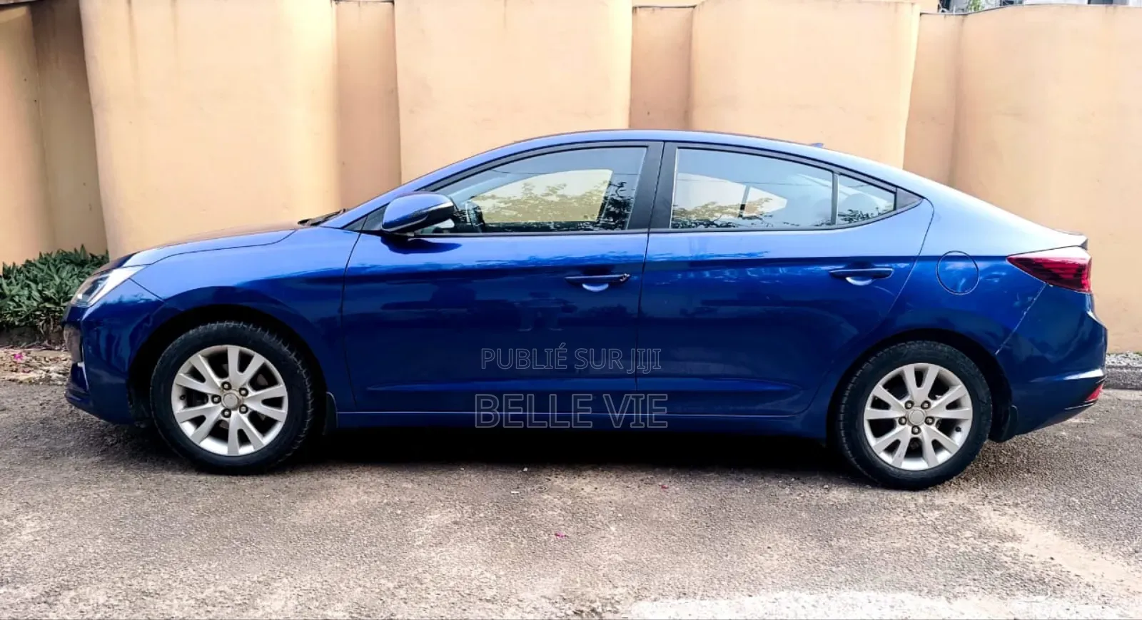 Hyundai Elantra 2020 Bleu
