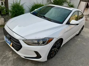 Hyundai Elantra 2018 Blanc