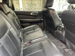 Nissan Pathfinder 2014 Noir