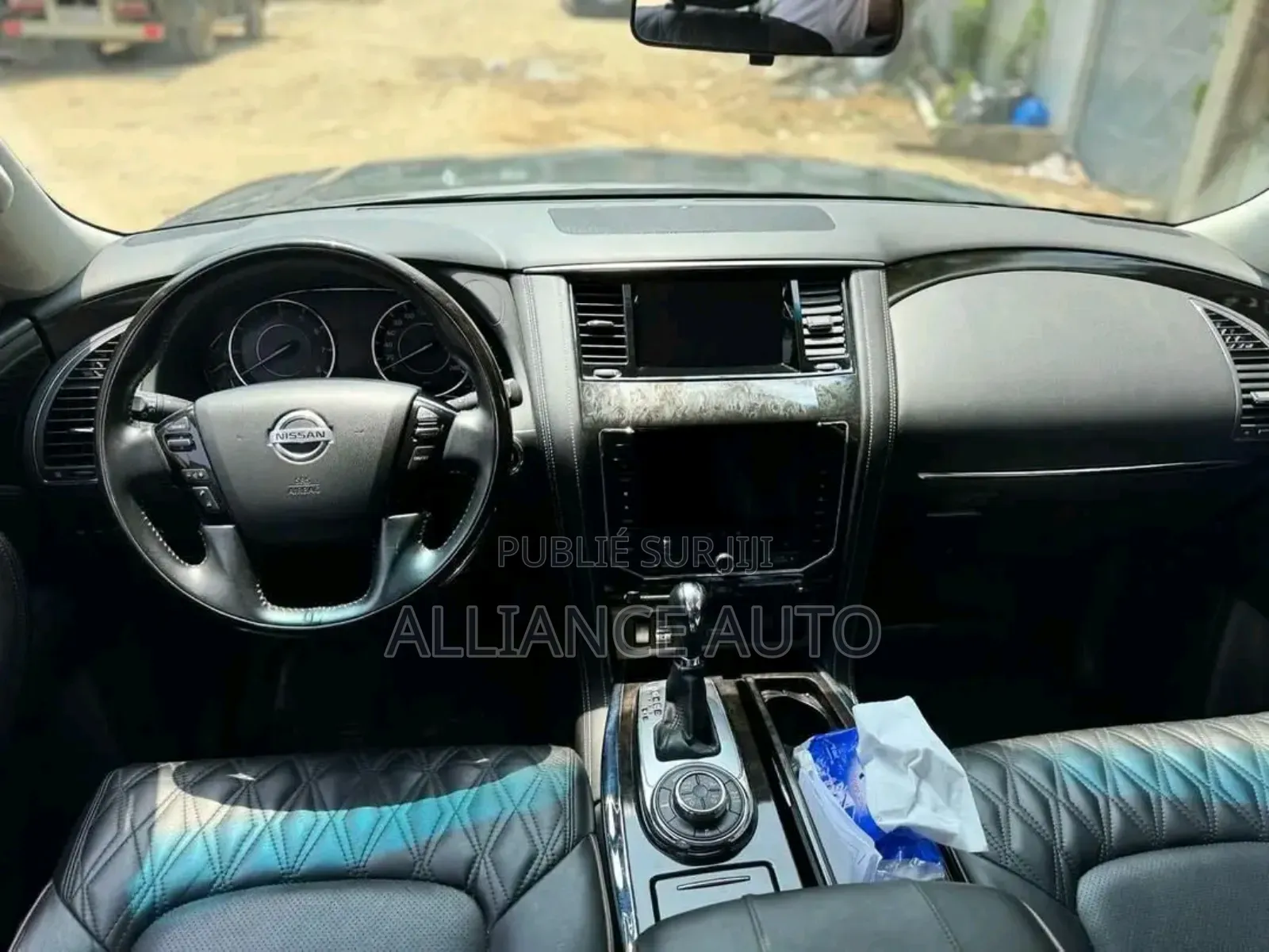 Nissan Patrol 2023 Gris