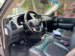 Nissan Patrol 2023 Gris