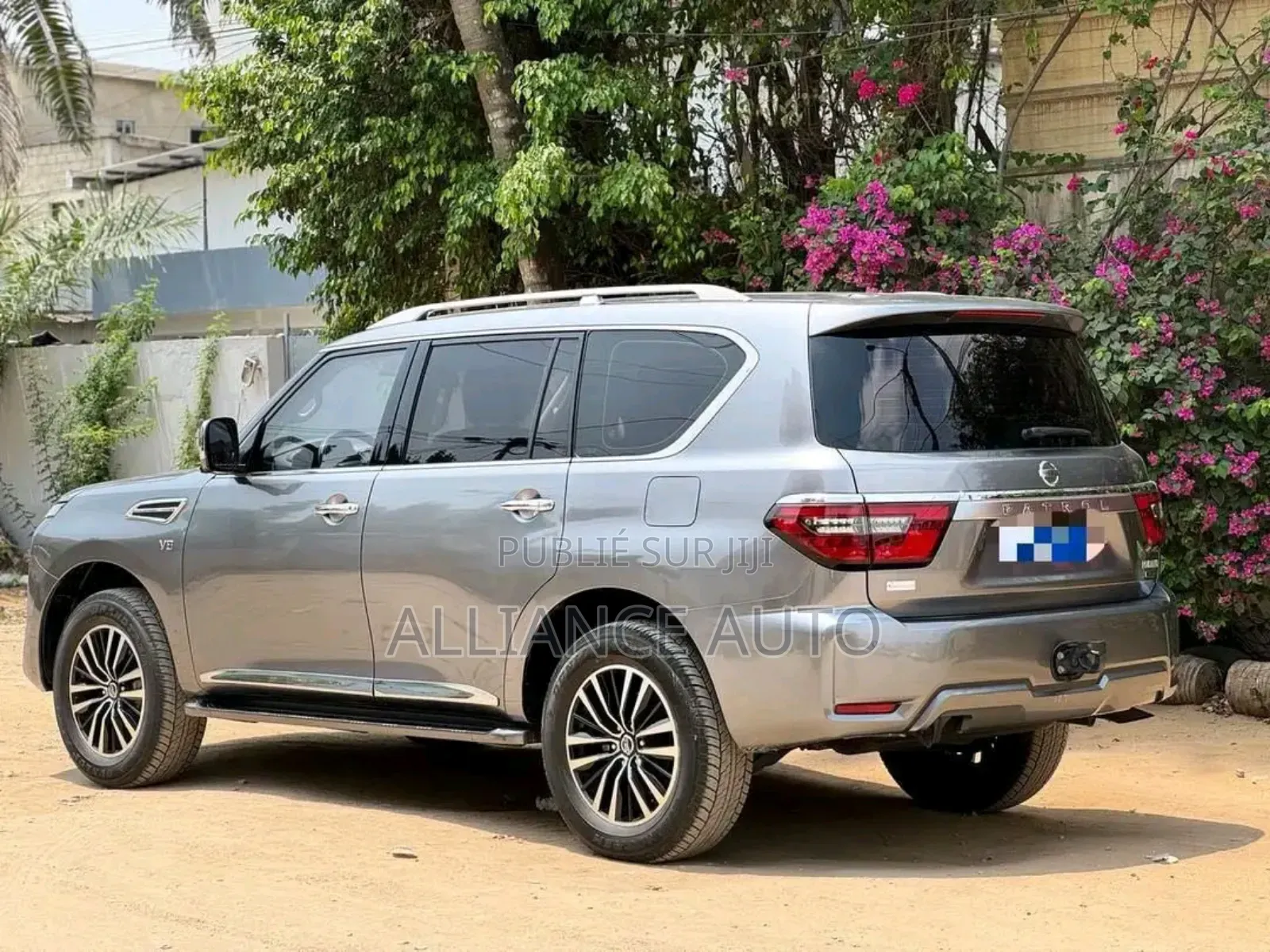 Nissan Patrol 2023 Gris