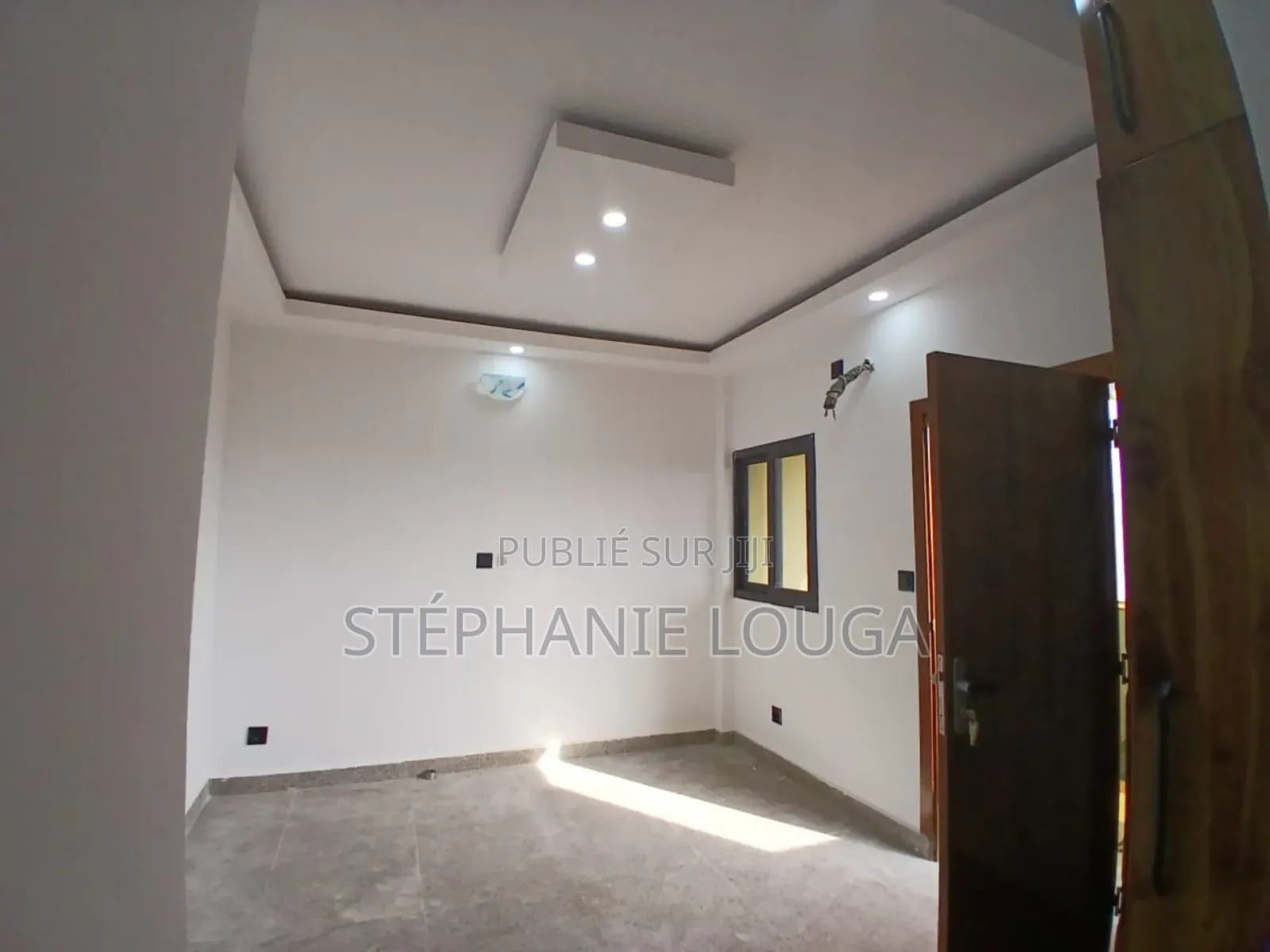 1chbre Appartement dans Bassam Mockeyville à Louer