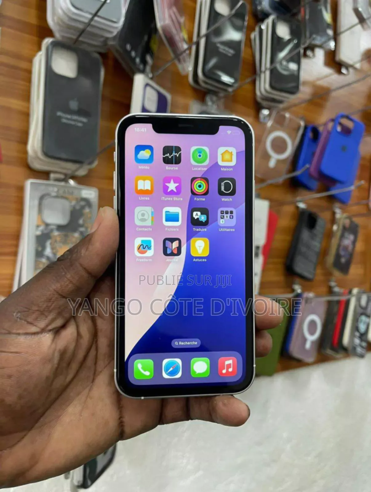 Nouveau Apple iPhone XR 64 GB Blanc