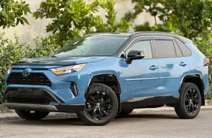 Toyota RAV4 2022 Bleu