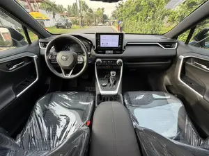 Toyota RAV4 2022 Bleu