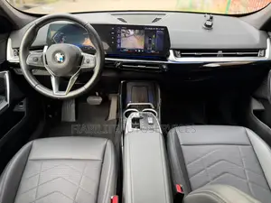 BMW X1 xDrive28i AWD 2026 Noir Mat