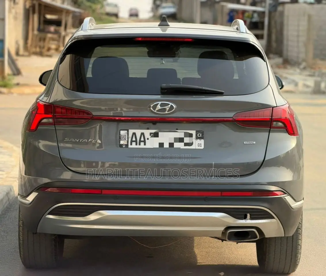 Hyundai Santa Fe SEL 2022 Gris