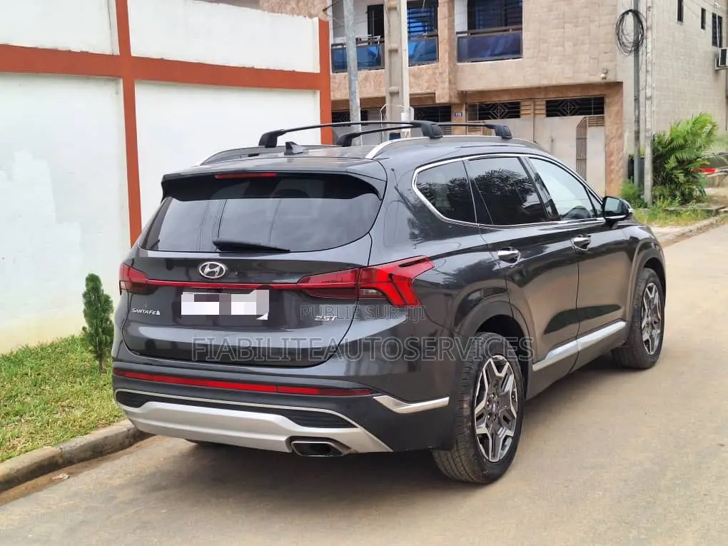 Hyundai Santa Fe Calligraphy 2022 Gris