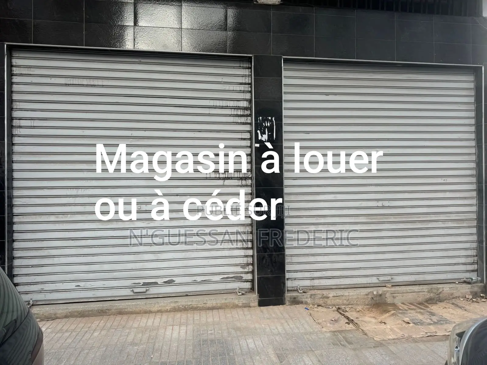 À Louer Magasin 595m2 en Mezzanine+Appartement À Marcory Zone4