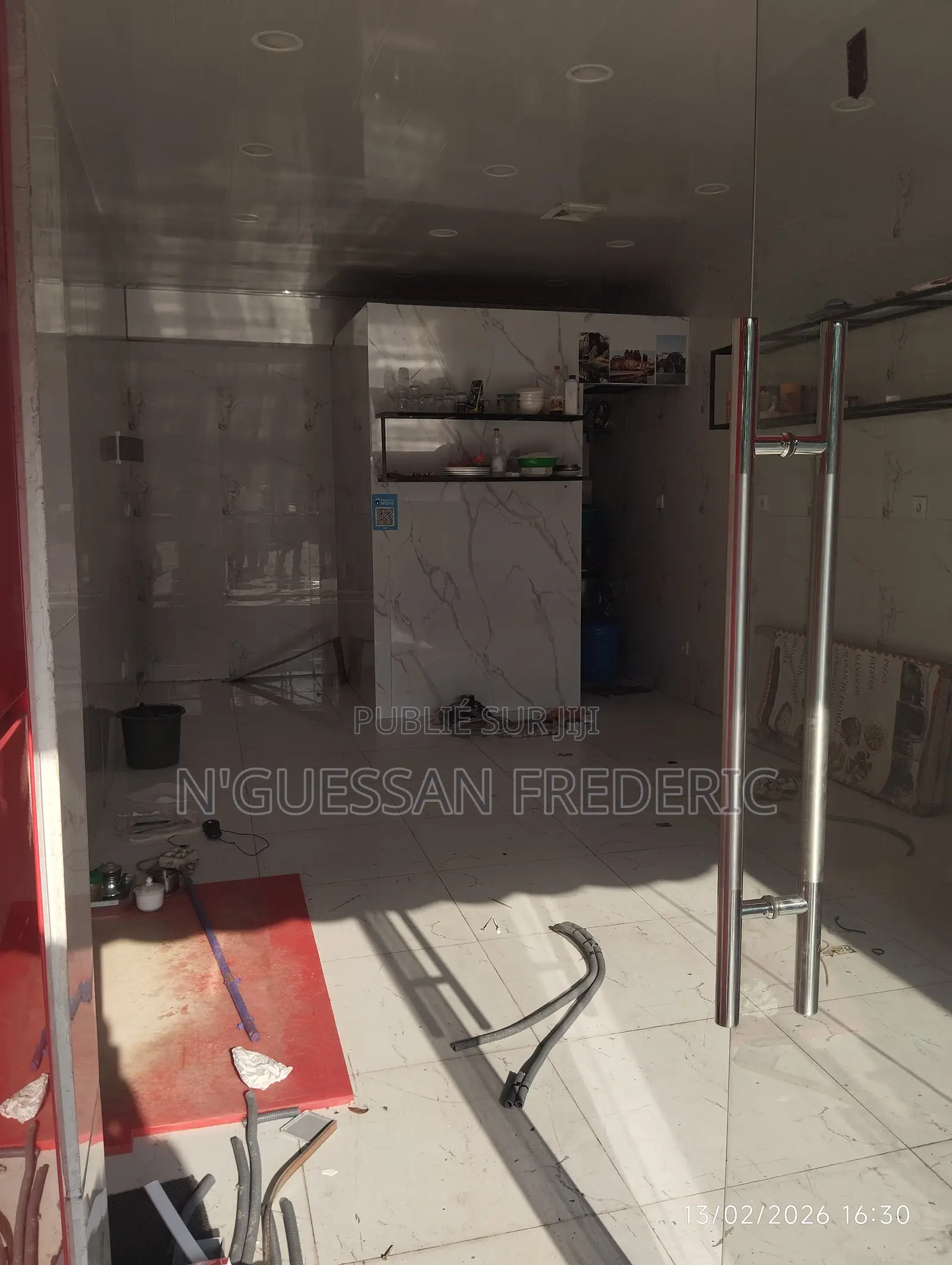 À Céder Magasin 28m2 À Marcory Zone 4