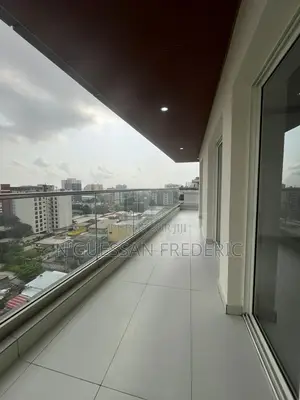 À Louer Bureau Open-Space 486m2 Marcory Zone Boulevard FHB