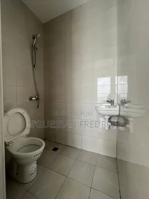 À Louer Bureau Open-Space 486m2 Marcory Zone Boulevard FHB