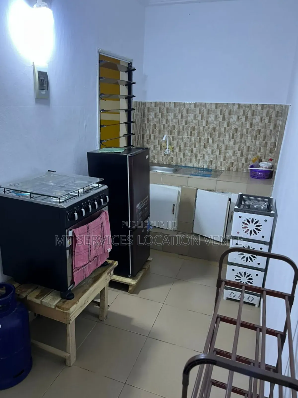 Furnished 1chbre Appartement dans Mt Services Location, Yopougon