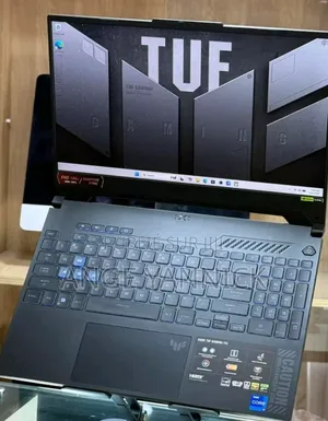 Nouveau Asus TUF Gaming A15 16GB Intel Core I7 SSD 512GB