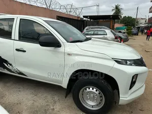 Mitsubishi L200 Double Cab 2.2 4WD 2021 Blanc