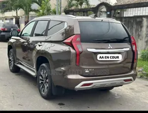 Mitsubishi Pajero 2021 Marron