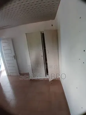 Location Rapide Studio Américains 45milles À Bingerville Extension.