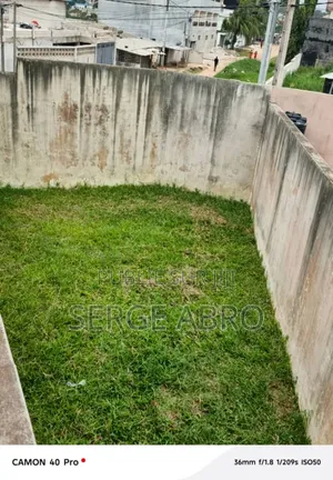 Location Rapide Duplex 05pieces 380milles Disponible À Bingerville.