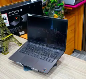 Nouveau Dell Latitude 7420 16GB Intel Core I7 SSD 512GB