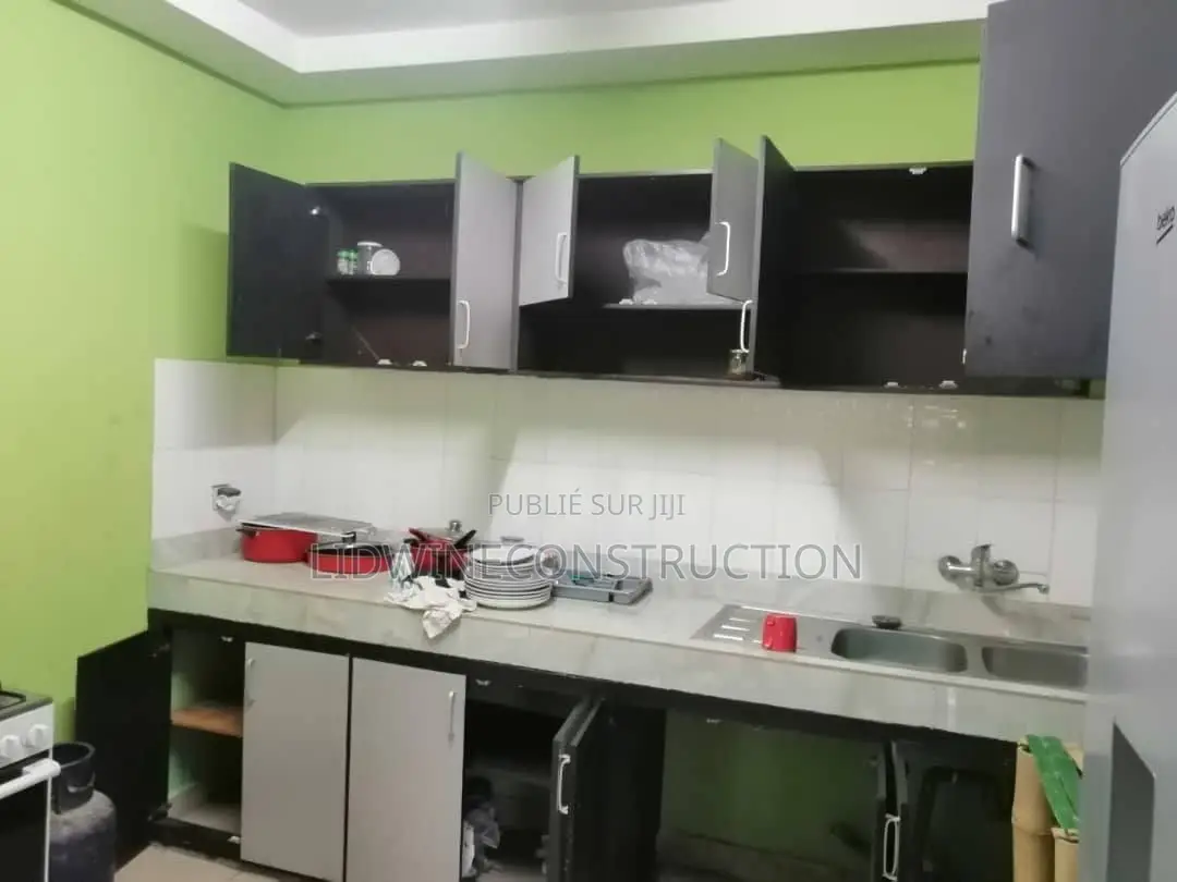 3chbre Appartement dans Cocody à Louer