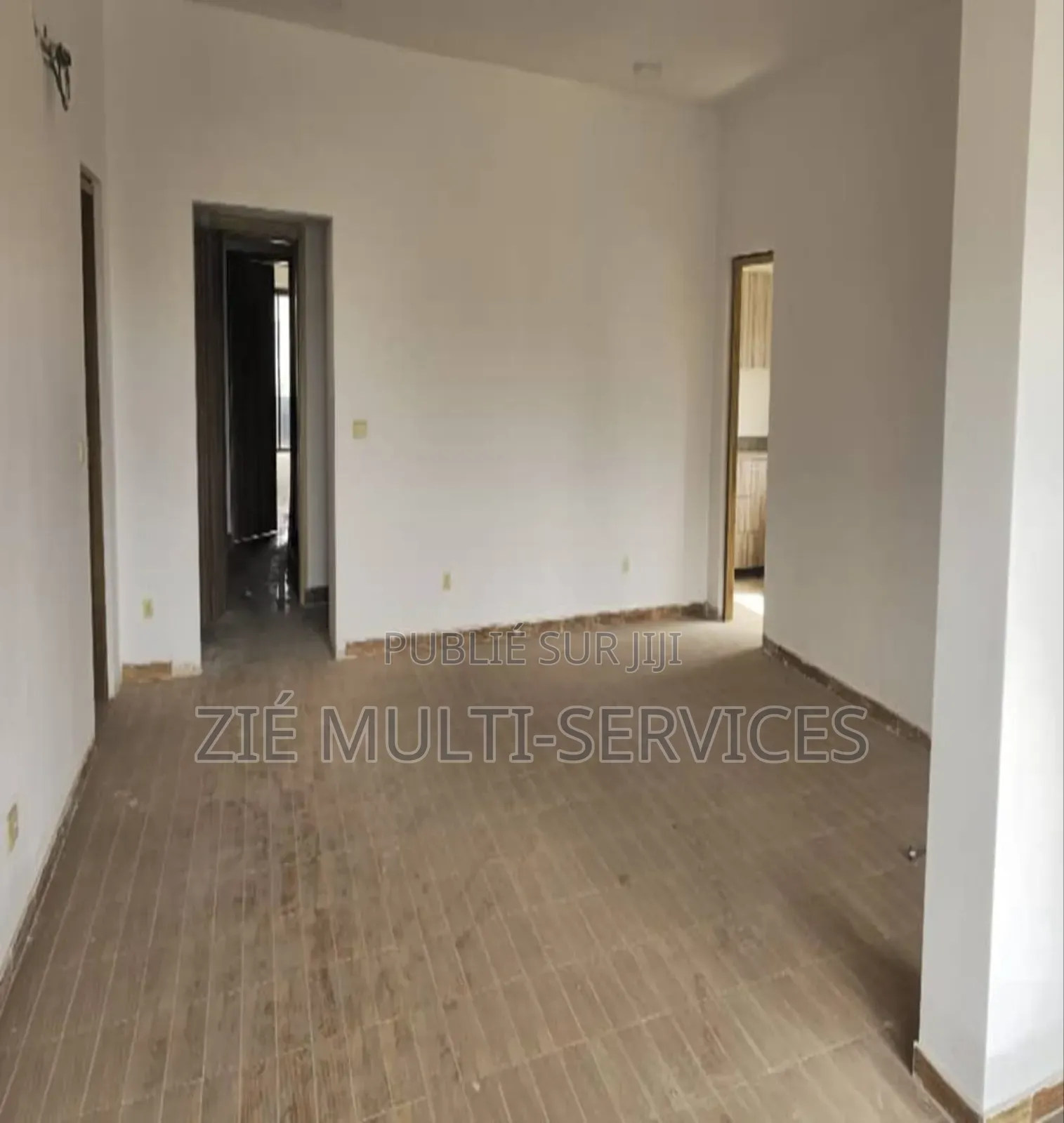 20chbre Blocs d'appartements dans Zié Multi-Service, Marcory à Vendre