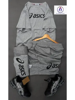 Complet Asics Chic Et Elegant