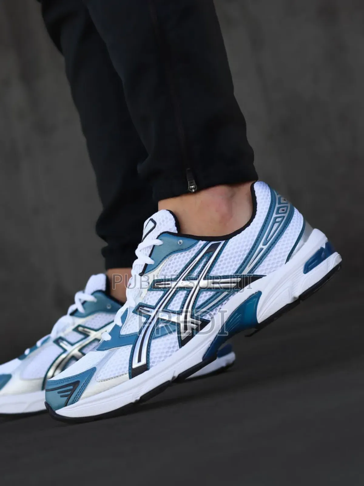 Chaussure Asics De Qualité