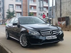 Mercedes-Benz E350 Base 4Matic Sedan AWD (3.5L 6cyl 7A) 2016 Noir