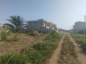 Terrain Autoroute De Grand-Bassam