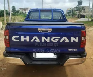 Changan Hunter Plus 2.0 Petrol 4x4 2022 Bleu