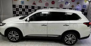 Mitsubishi Outlander 2017 Blanc