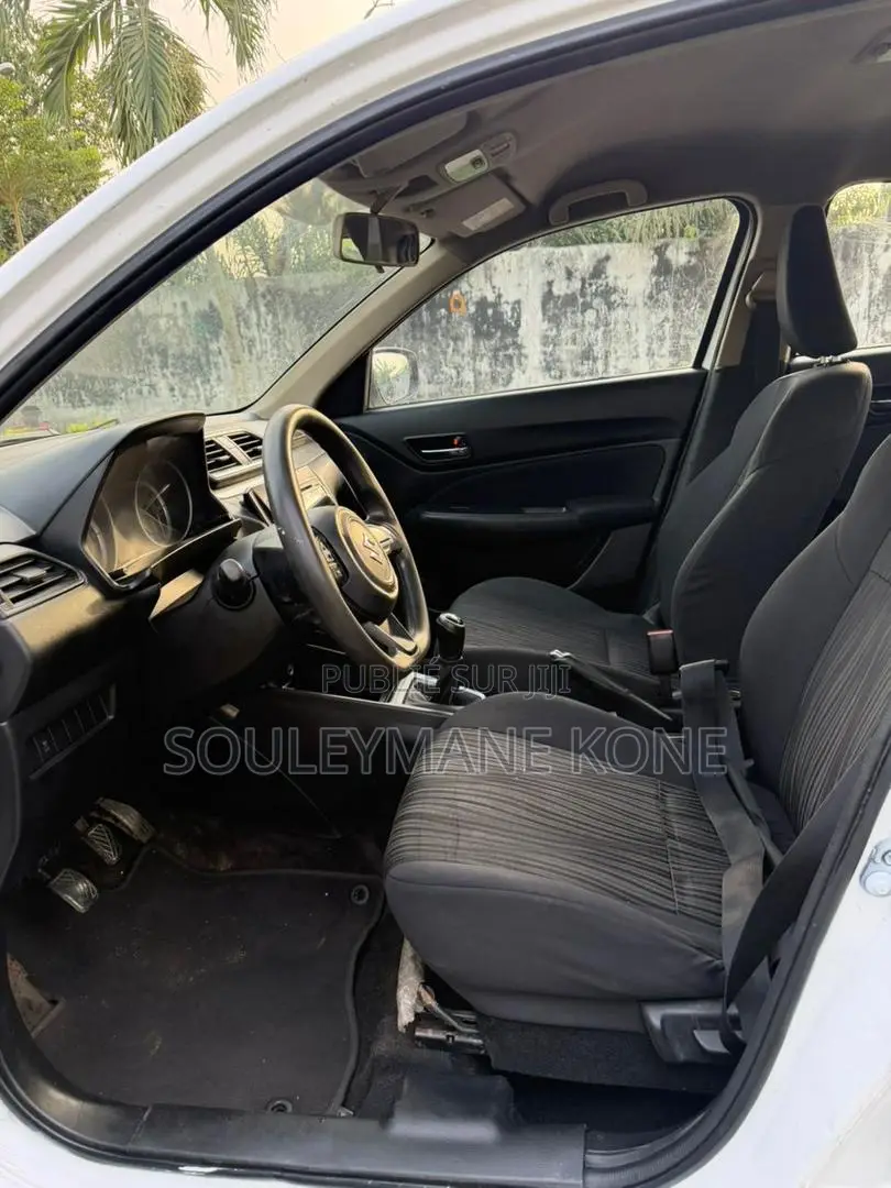 Suzuki Dzire 2023 Blanc