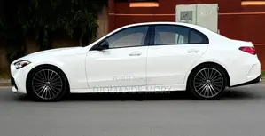 Mercedes-Benz C300 2023 Autre