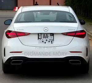 Mercedes-Benz C300 2023 Autre