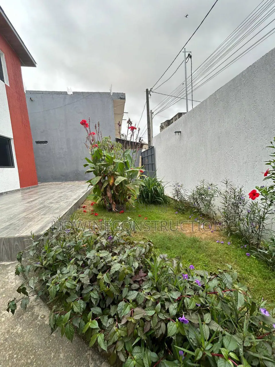 6chbre Duplex dans Cocody à Louer