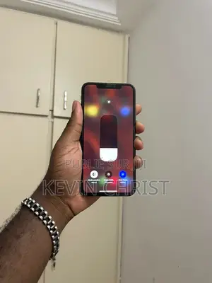 Nouveau Apple iPhone XS Max 64 GB Doré