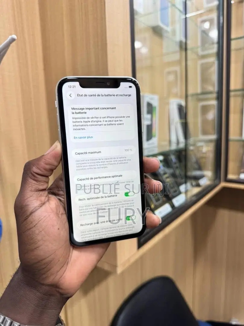 Apple iPhone 11 64 GB Blanc