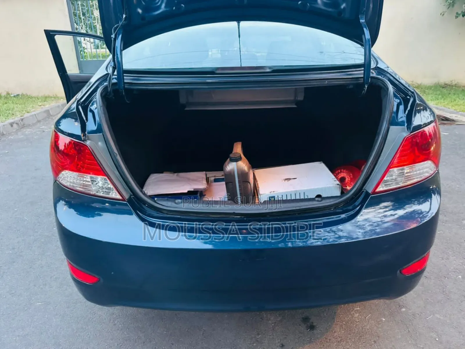 Hyundai Accent SE Sedan 2016 Bleu