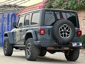 Jeep Wrangler Rubicon 4 Door 4x4 2025 Gris