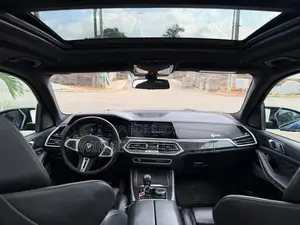 Nouveau BMW X5 M 2023 Bleu