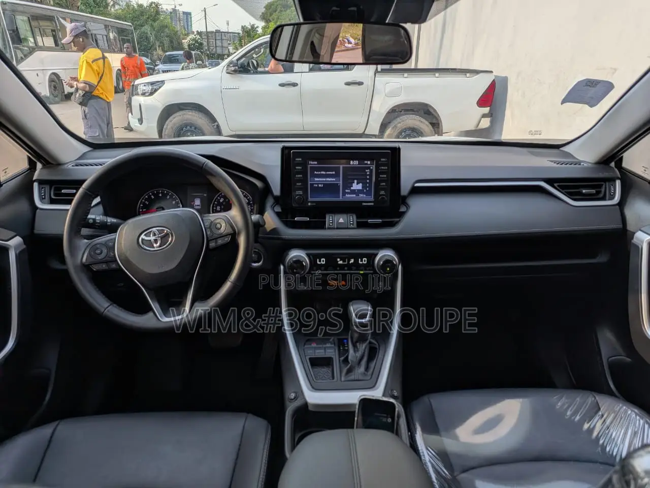 Toyota RAV4 XLE 2021 Blanc