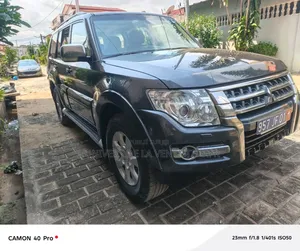 Mitsubishi Pajero V80 3.0 VR-I 2018 Noir